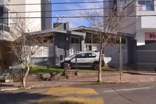 Casa com 3 dormitórios, foto 1
