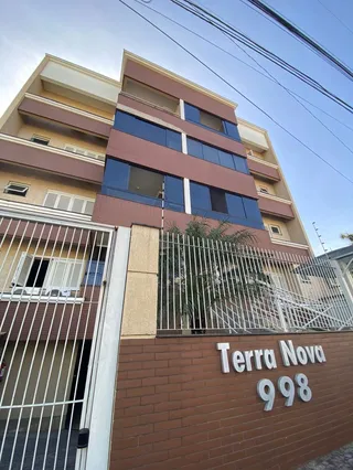 Fachada de um prédio residencial na Terra Nova 998 em Lajeado, Brasil.