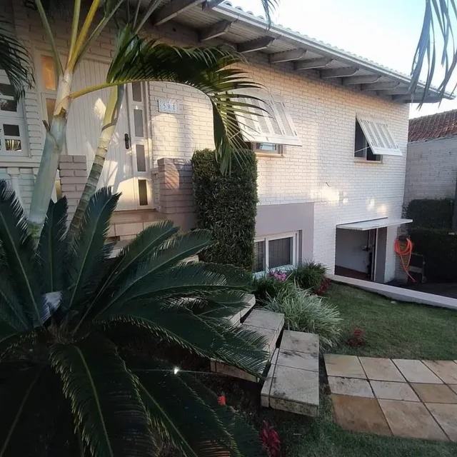 Casa com 3 dormitórios