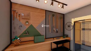 Ambiente interno com painéis de madeira e prateleiras em uma sala.