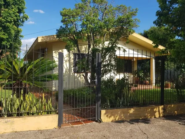 Casa com 3 dormitórios
