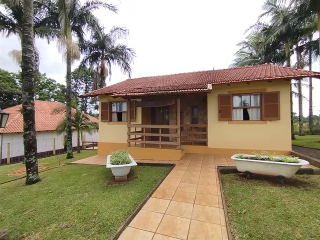 Área rural com 4 dormitórios
