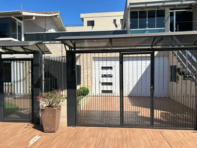 Casa com 3 dormitórios