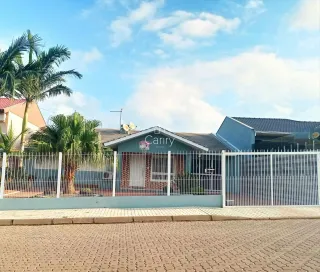 Casa com 3 dormitórios, foto 1
