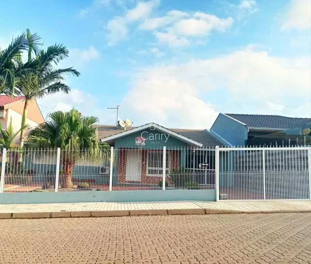 Casa com 3 dormitórios