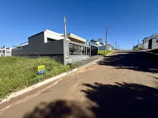 Vista da fachada de uma casa em Lajeado, Brasil.