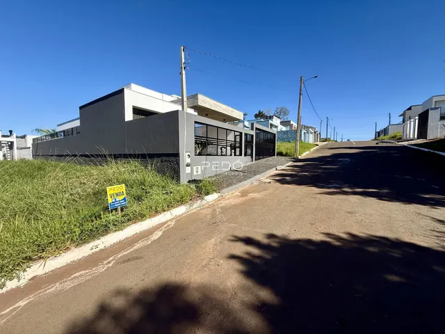Vista da fachada de uma casa em Lajeado, Brasil.