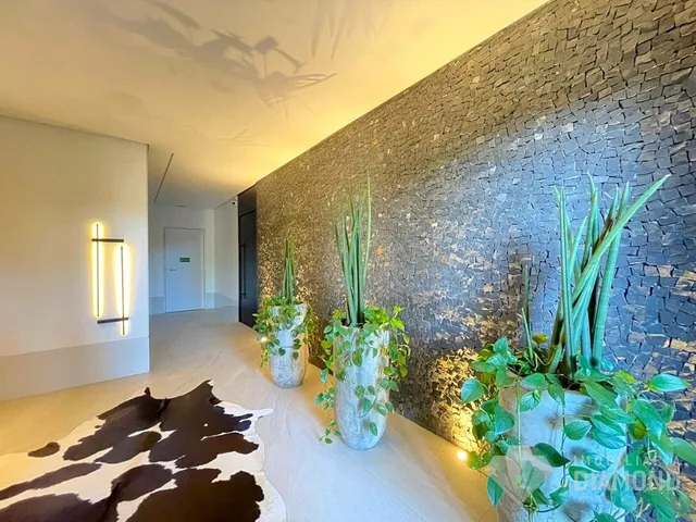 Apartamento com 3 dormitórios, foto 2