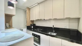 Apartamento com 2 dormitórios, foto 7