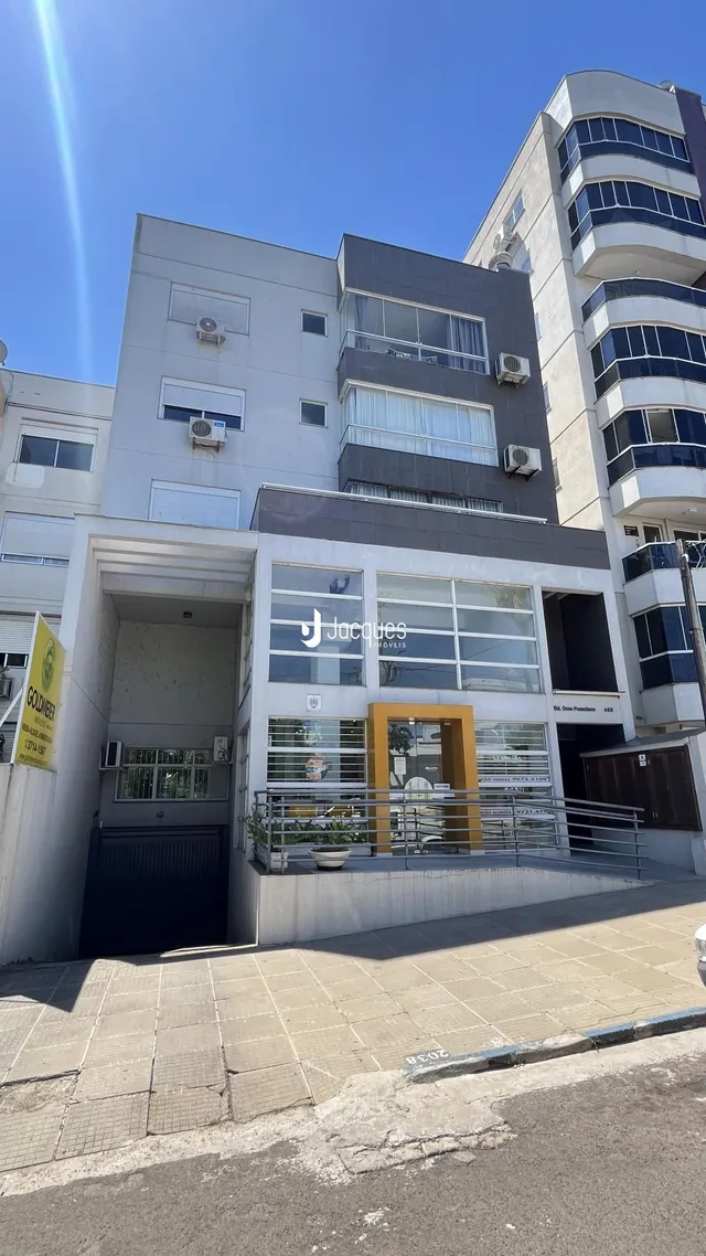 Fachada de um prédio residencial em Lajeado, Brasil.