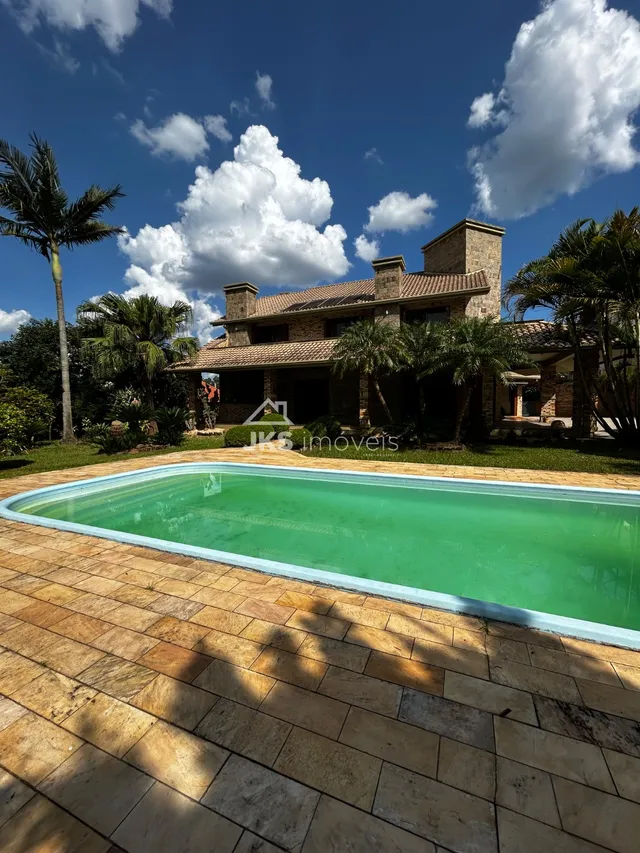 Casa com 4 dormitórios, foto 2