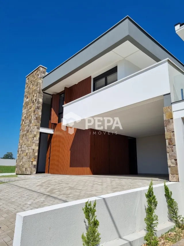 Casa com 3 dormitórios
