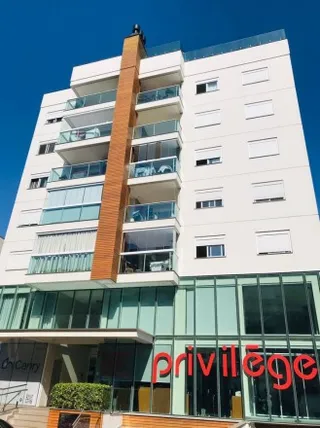 Apartamento com 3 dormitórios