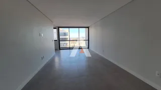 Apartamento com 3 dormitórios, foto 2