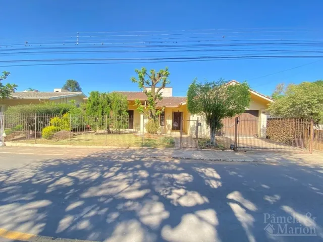 Casa com 3 dormitórios