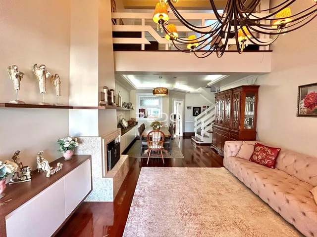 Casa com 4 dormitórios, foto 3