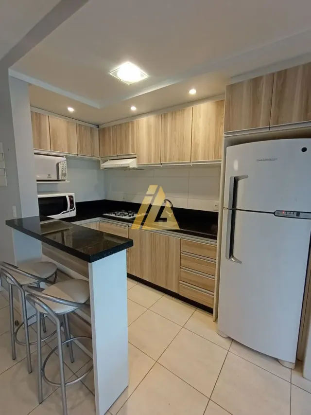 Apartamento com 2 dormitórios