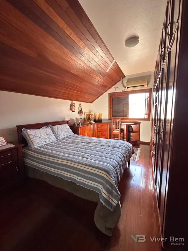 Casa com 4 dormitórios, foto 4