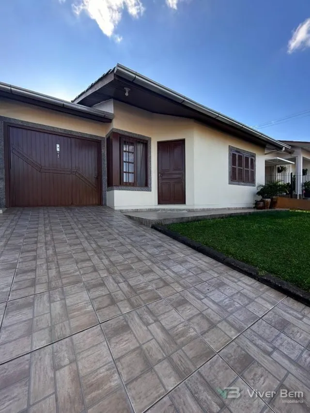 Casa com 2 dormitórios