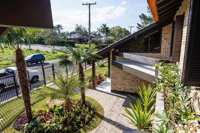 Casa com 4 dormitórios, foto 4