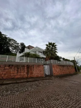 Casa com 4 dormitórios, foto 2