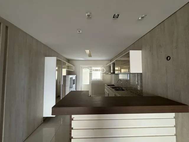 Apartamento com 3 dormitórios, foto 2