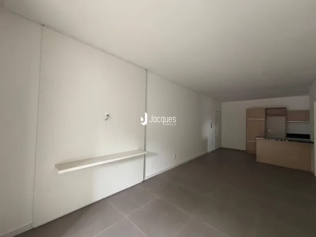 Apartamento com 2 dormitórios, foto 3