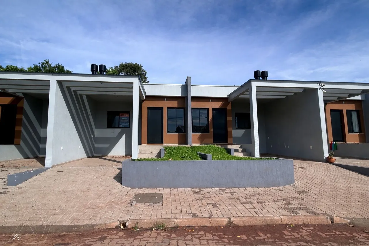 Casa geminada com 2 dormitórios, foto 1