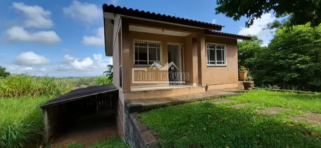 Casa com 2 dormitórios