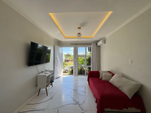 Casa geminada com 2 dormitórios
