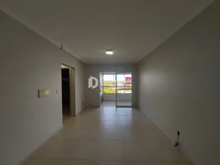Um corredor interno de uma residência em Lajeado, Brasil.