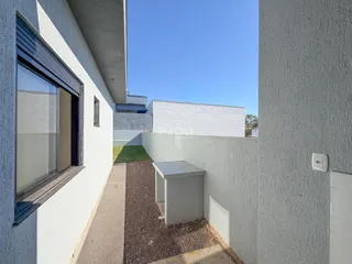 Vista da fachada de uma casa em Lajeado, Brasil.