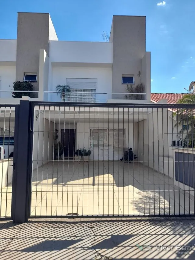 Sobrado com 3 dormitórios