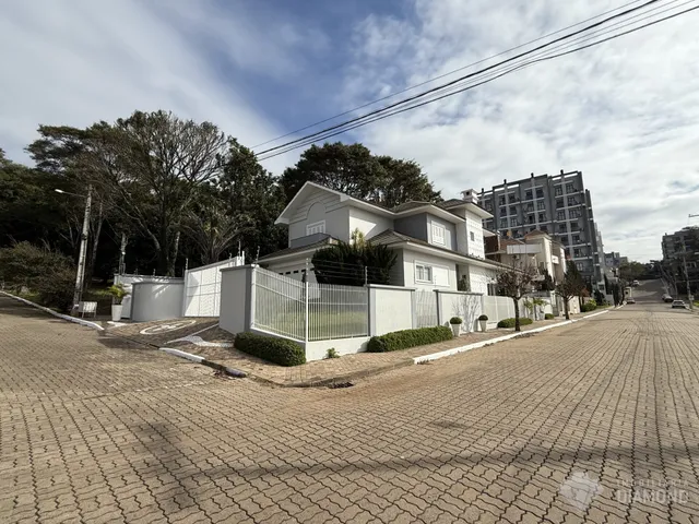 Casa com 3 dormitórios