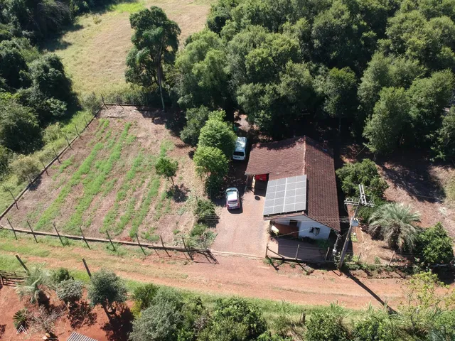 Área rural com 2 dormitórios