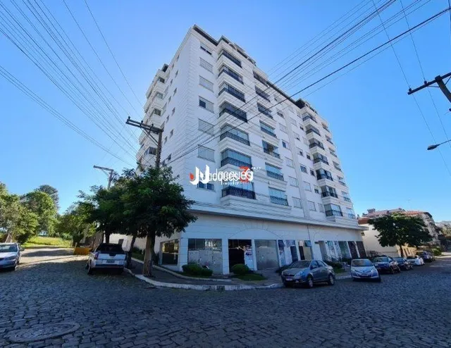 Fachada de um prédio residencial em Lajeado, Brasil.
