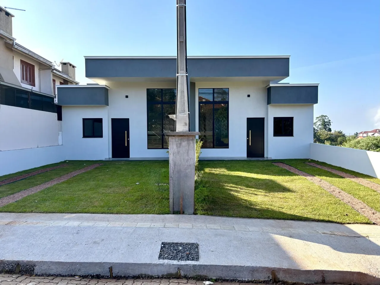 Casa geminada com 3 dormitórios, foto 1