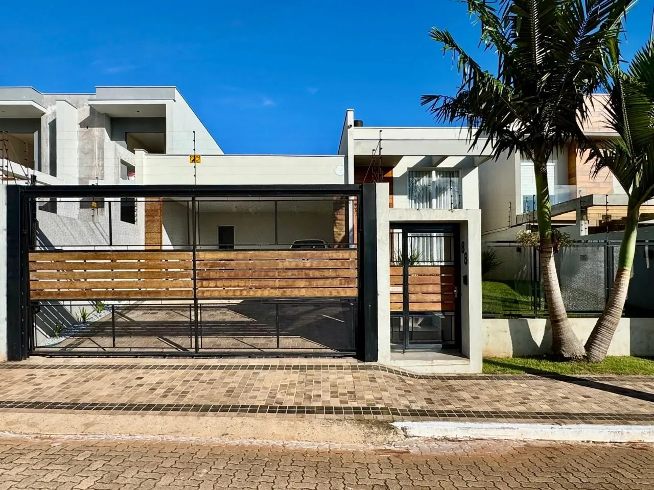 Casa com 2 dormitórios, foto 1