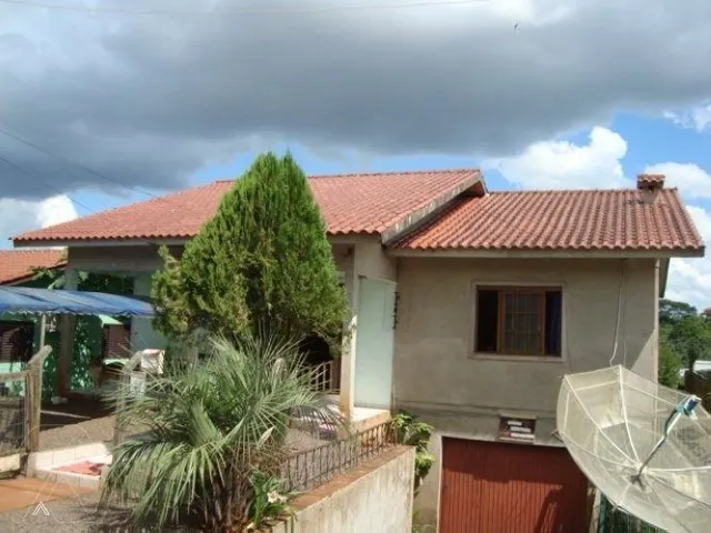 Casa com 4 dormitórios