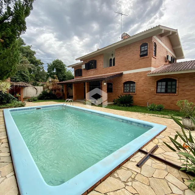 Casa com 4 dormitórios, foto 2