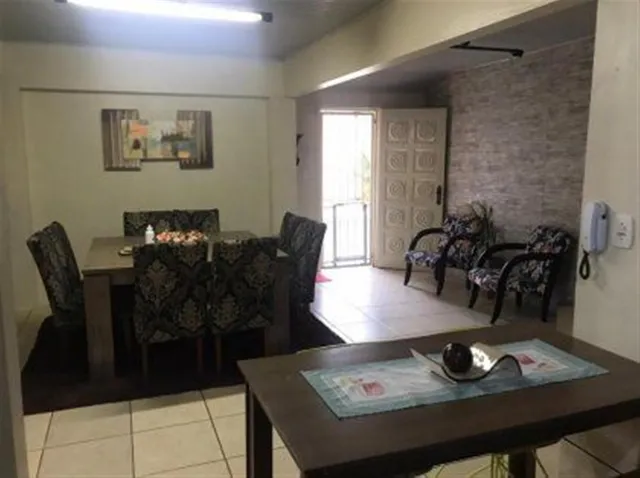 Casa com 5 dormitórios, foto 4