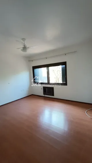 Casa com 4 dormitórios, foto 3