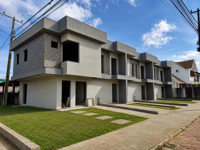Sobrado com 2 dormitórios