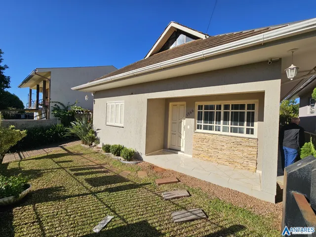 Casa com 3 dormitórios