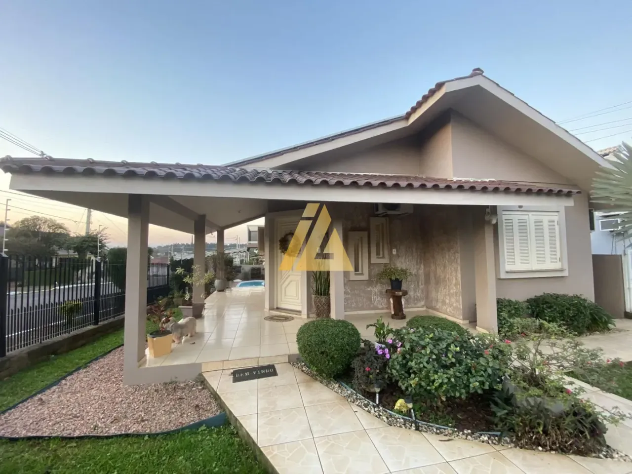 Casa com 2 dormitórios, foto 1