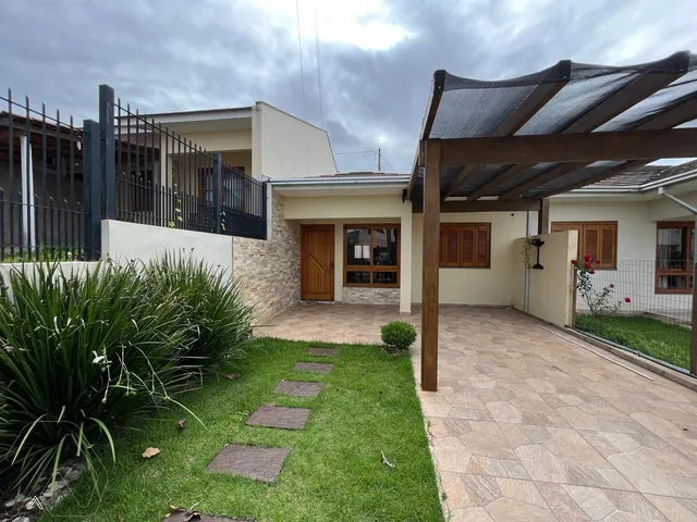 Casa geminada com 2 dormitórios