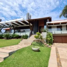 Casa com 5 dormitórios, foto 2