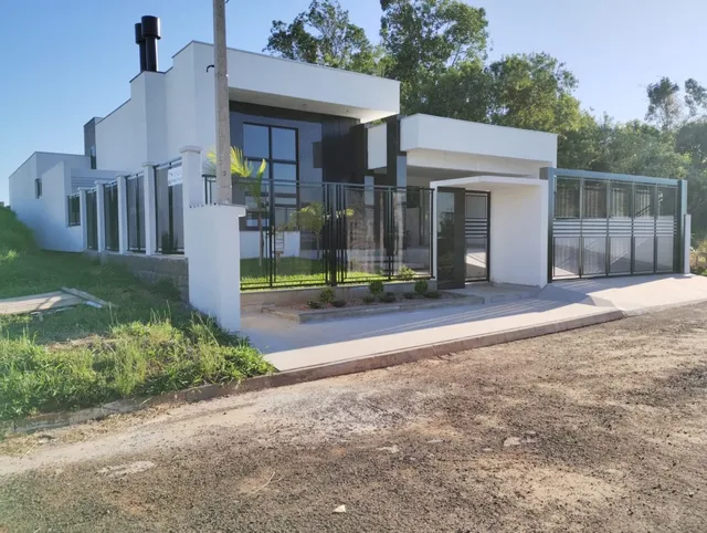 Casa com 3 dormitórios