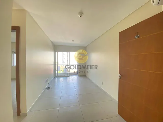 Apartamento com 2 dormitórios, foto 2