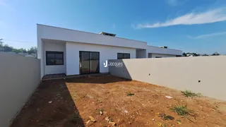 Fachada de uma casa moderna em Lajeado, Brasil.